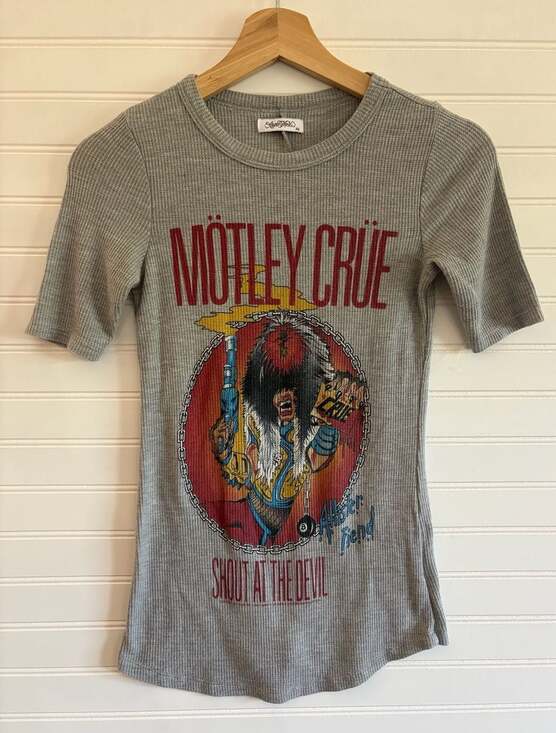 Lauren Moshi Tops - Band Tee Lauren Moshi Motley Crue Allister Fiend Shout At The Devil Waffle XS